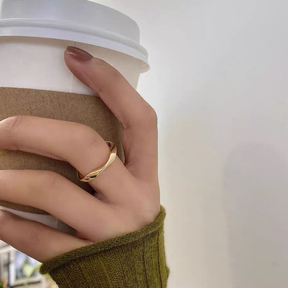 Mobius Ring