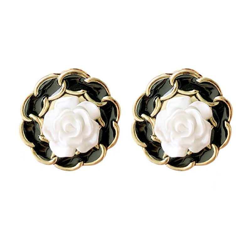 Floral Stud Earrings | Floral Earrings | Cliff Studio