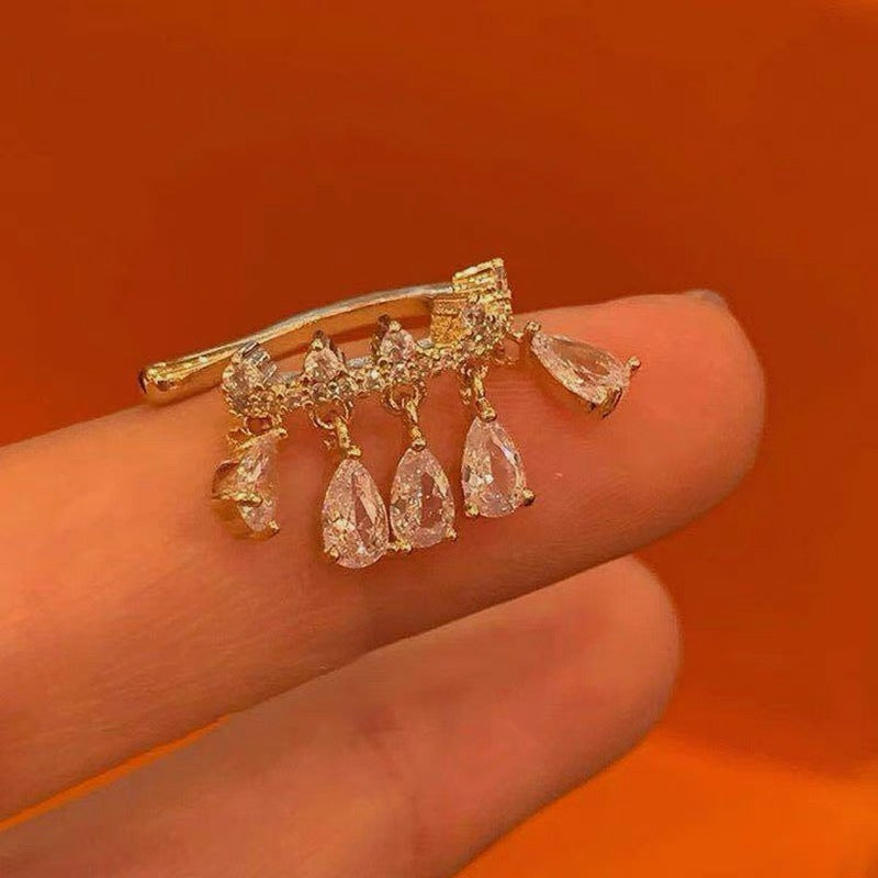 Vanessa Ear Clip (Single)