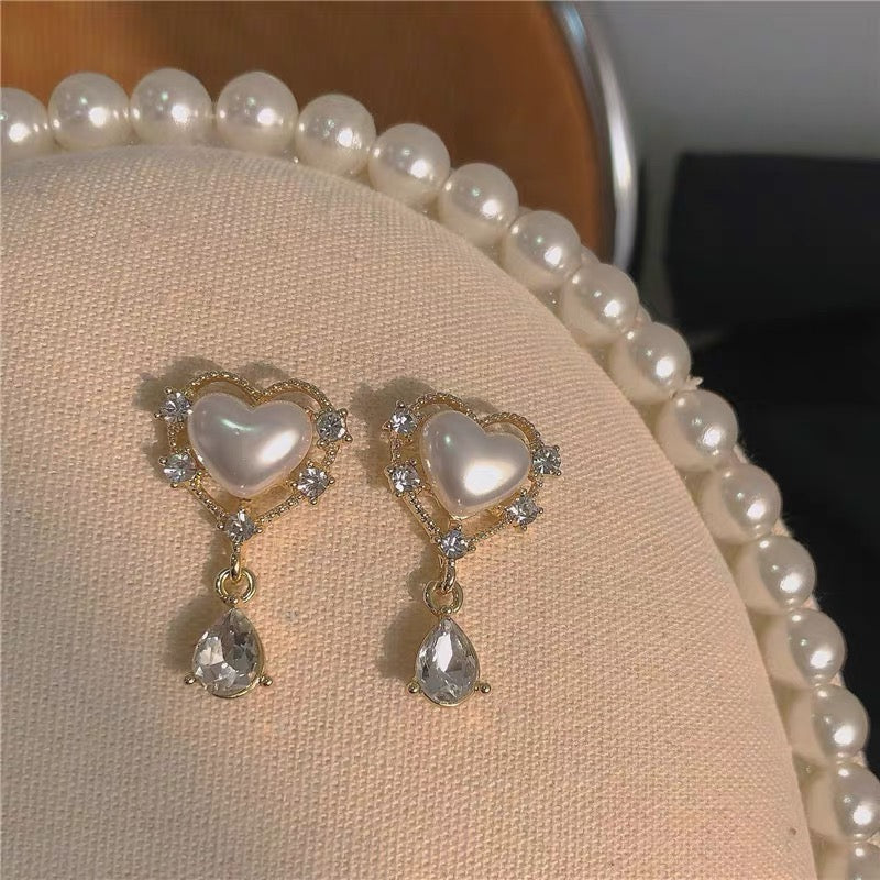 Heart Pearl Earrings