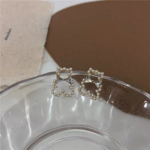 Bear Stud Earring | Stud Earring | Cliff Studio