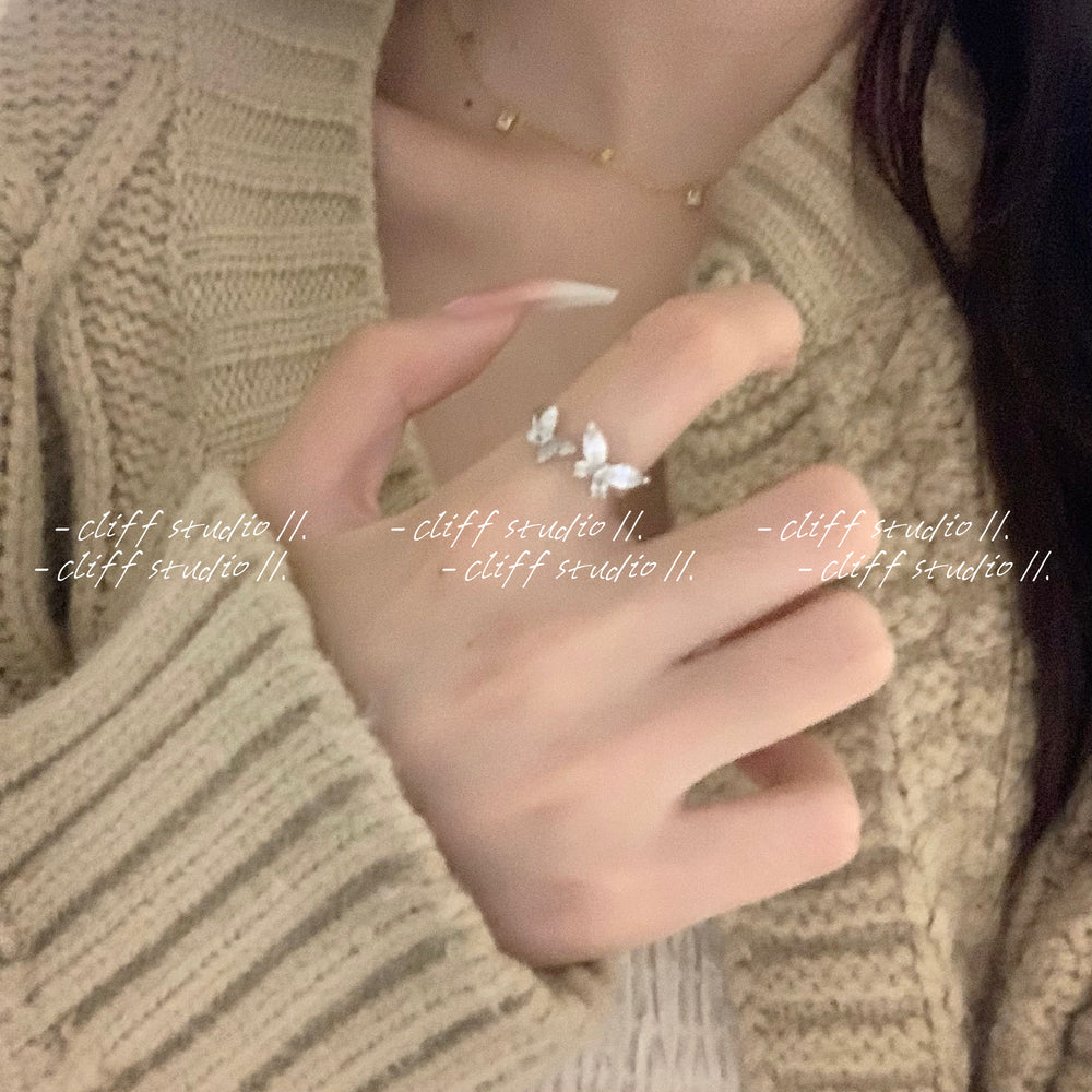 Davina Ring