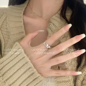 Davina Ring
