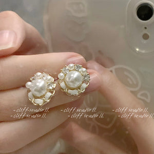 Jocelyn Sterling Silver Stud Earrings